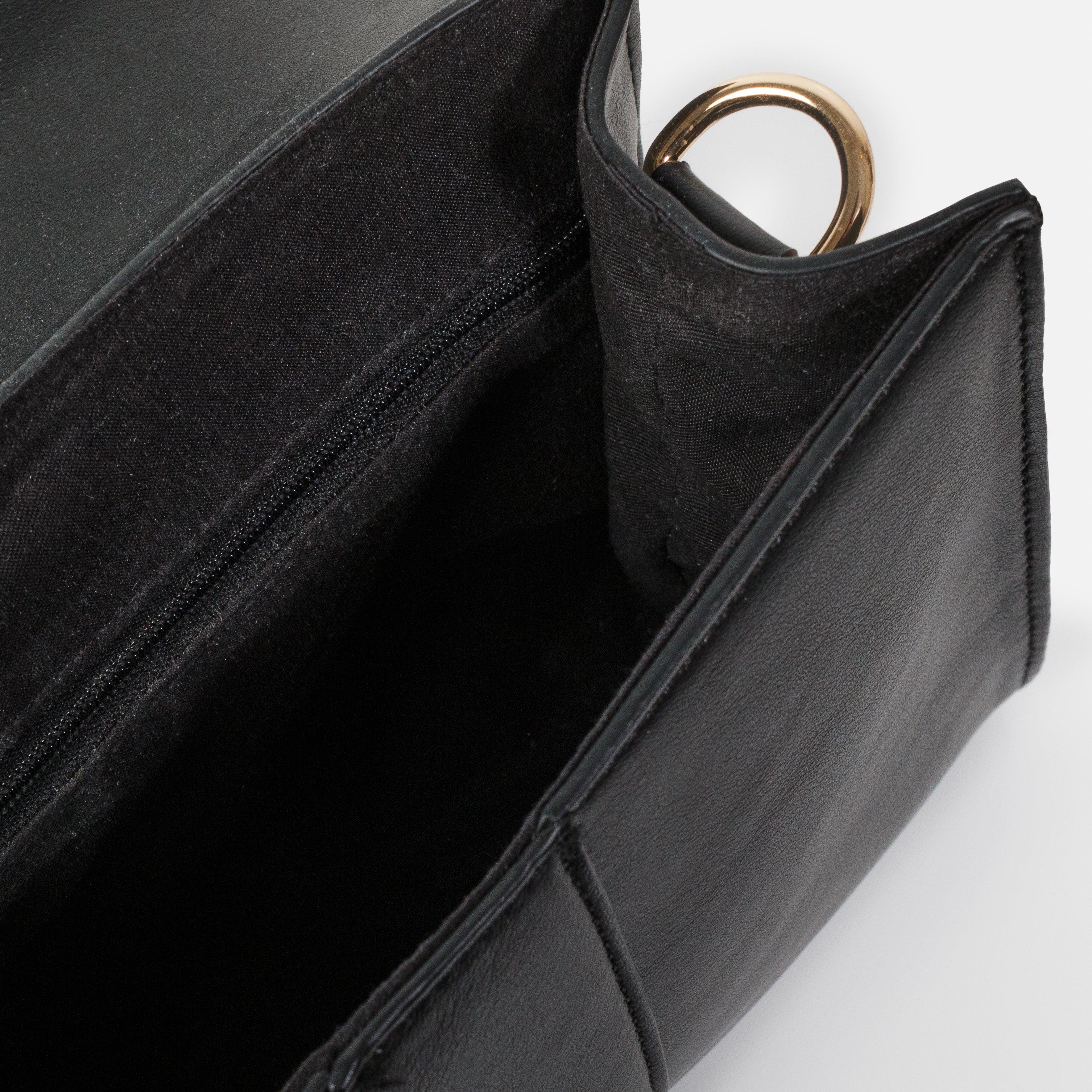 Black smooth PU handbag with braided handle