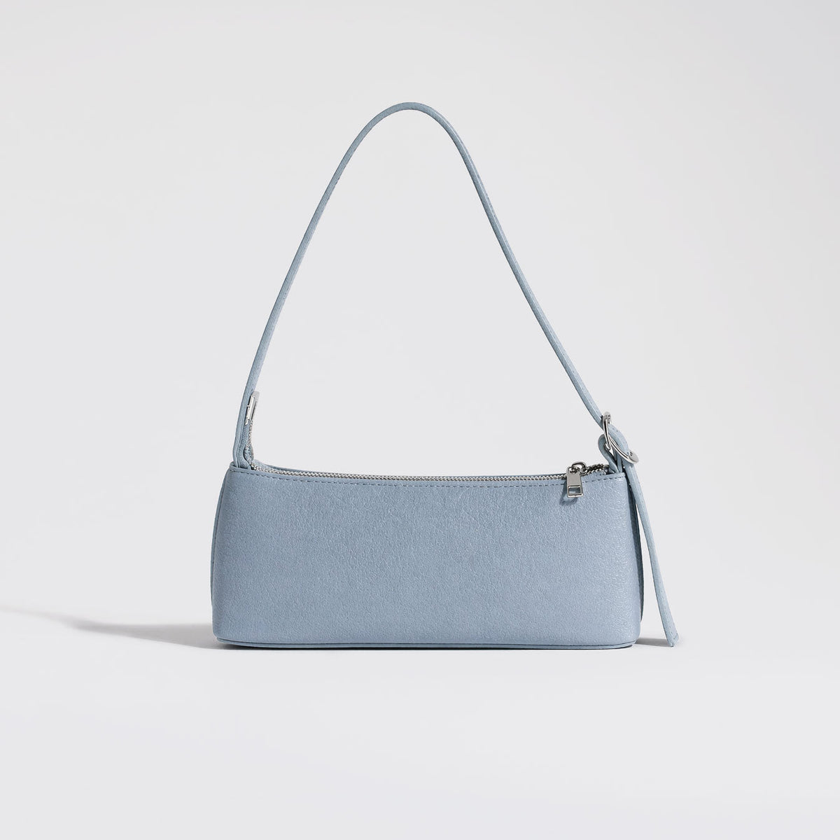 Sac baguette bleu clair à bandoulière