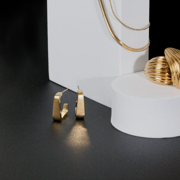 Charger l'image dans la galerie, Boucles d'oreilles anneaux dorés ouverts angulaires en acier inoxydable