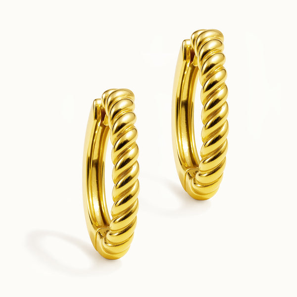 Charger l'image dans la galerie, Boucles d'oreilles huggies 15 mm à demi torsadées en or vermeil