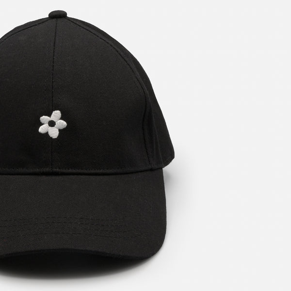 Load image into Gallery viewer, Black cap with white flower embroidery
