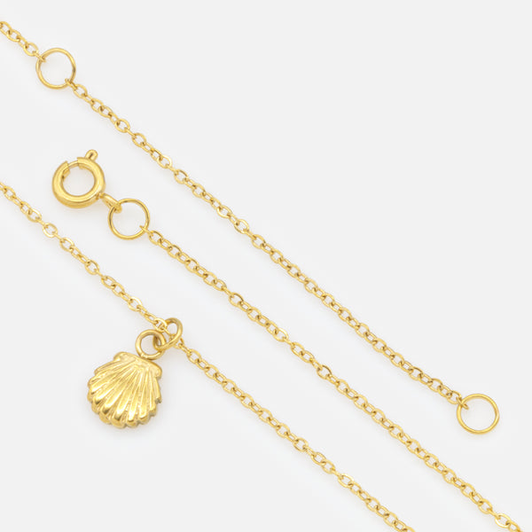 Charger l'image dans la galerie, Mini collier doré breloque coquillage en acier inoxydable