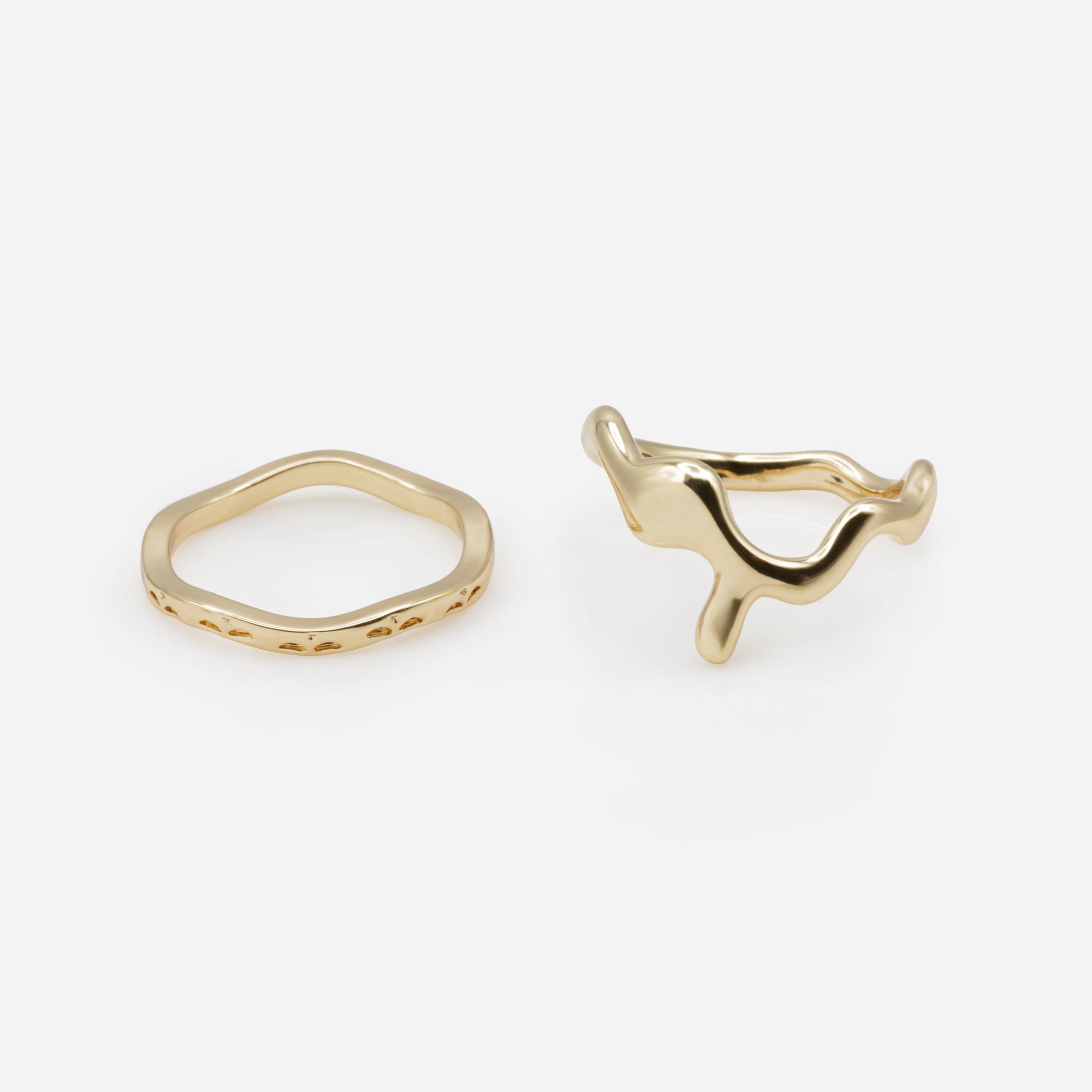 Duo de bagues dorées courbes irrégulières et motifs délicats