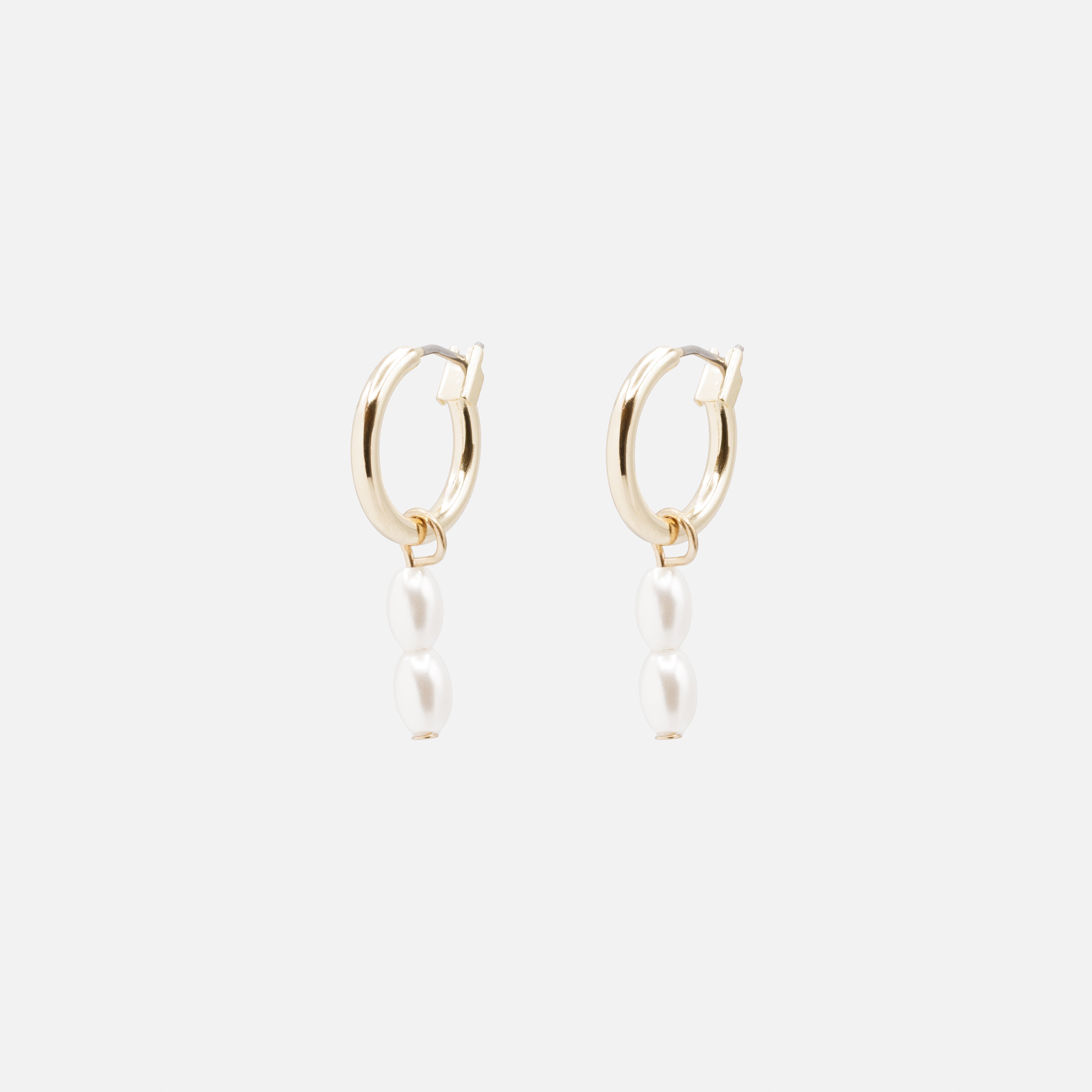 Boucles d'oreilles anneaux dorés breloque double perle amovible