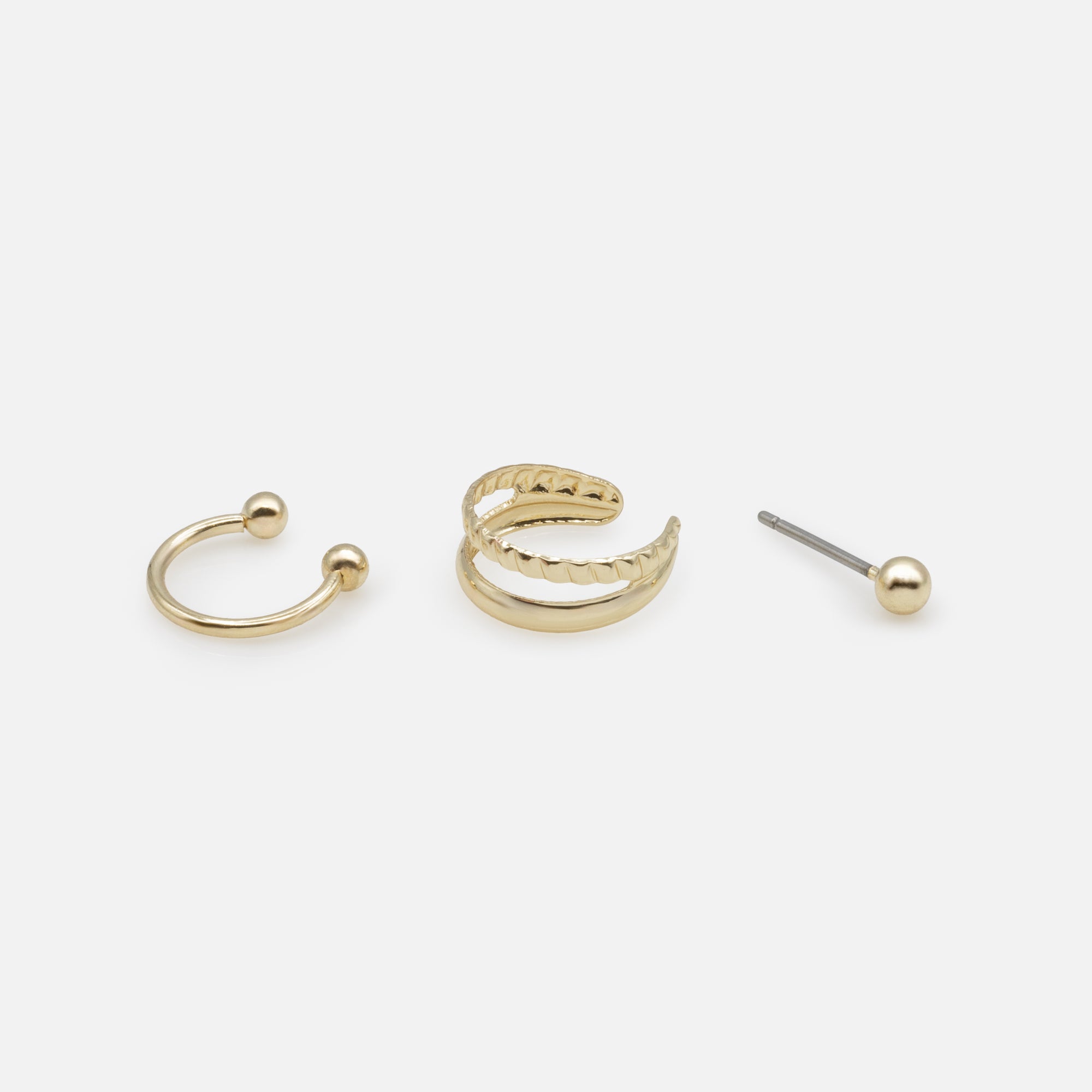 Set of two gold cuffs and earrings