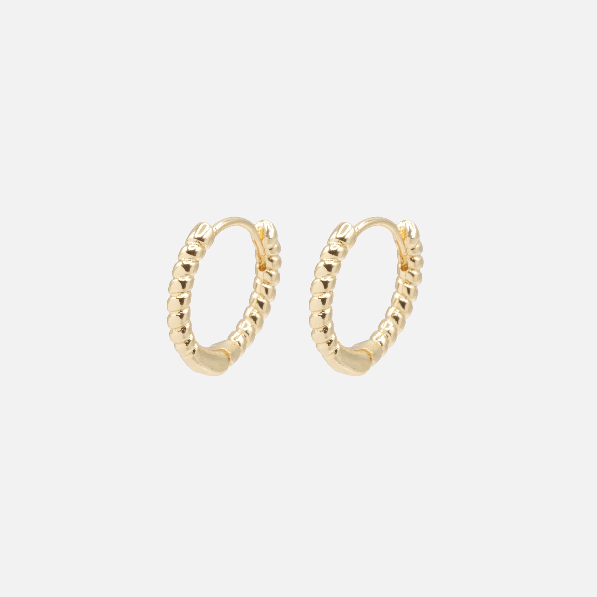 Boucles d'oreilles fins anneaux dorés à torsades