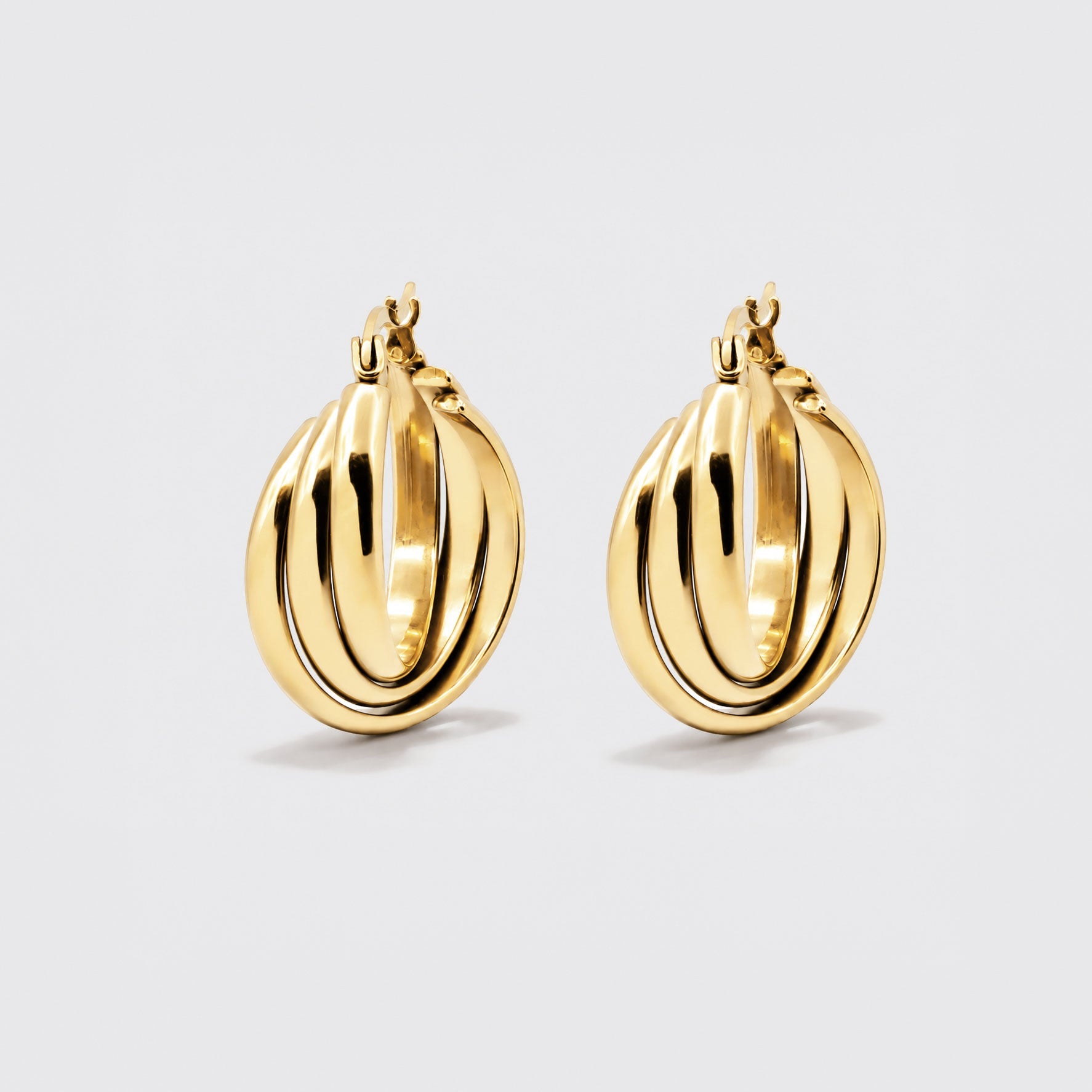 Boucles d'oreilles anneaux volumineux doré