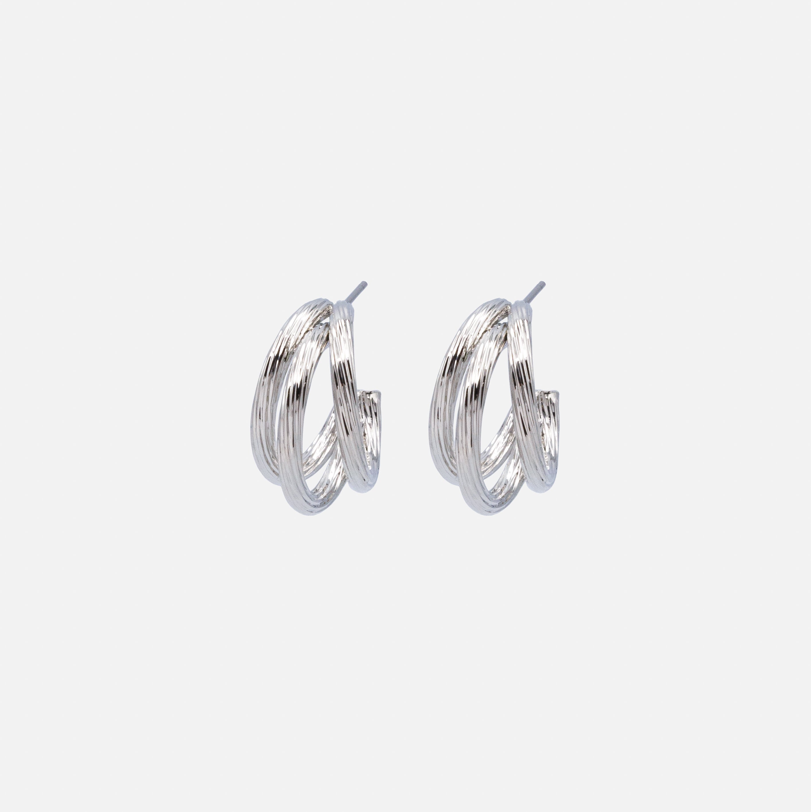 Boucles d'oreilles triple anneau argenté à rainures
