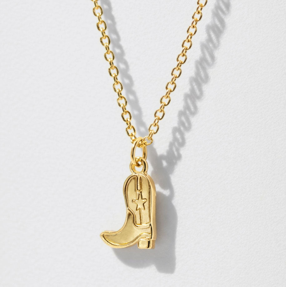 Collier à pendentif botte de cowgirl doré
