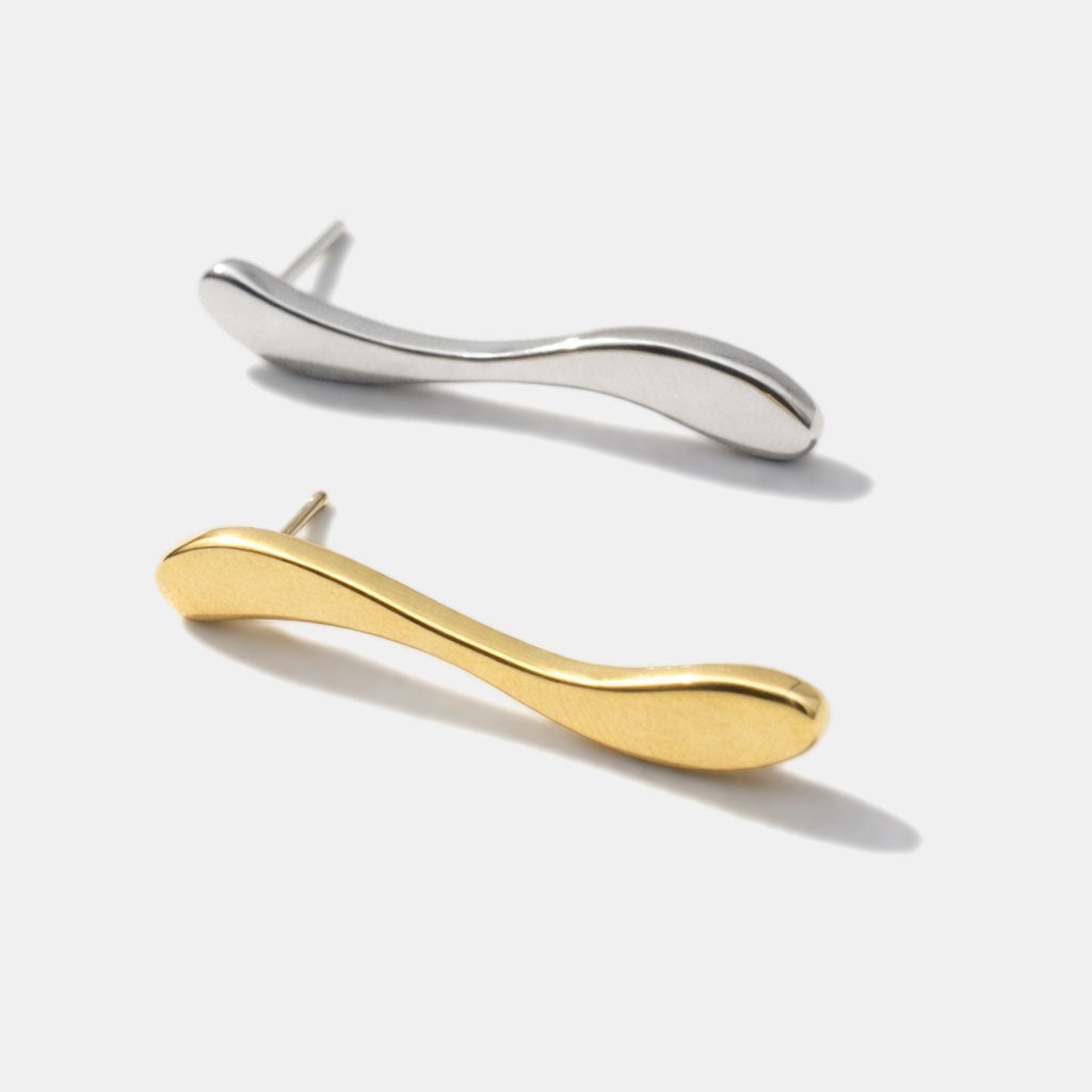 Boucles d'oreilles longues ondulées deux tons en acier inoxydable