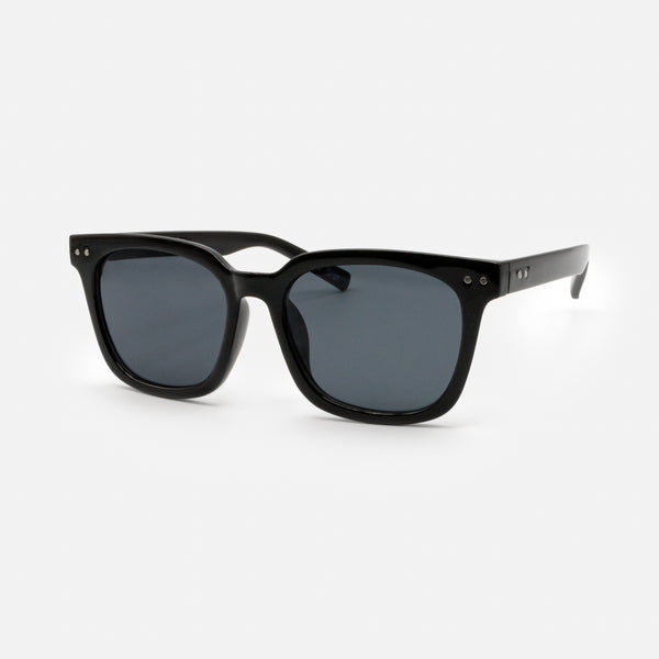 Load image into Gallery viewer, Black sunglasses with black lenses