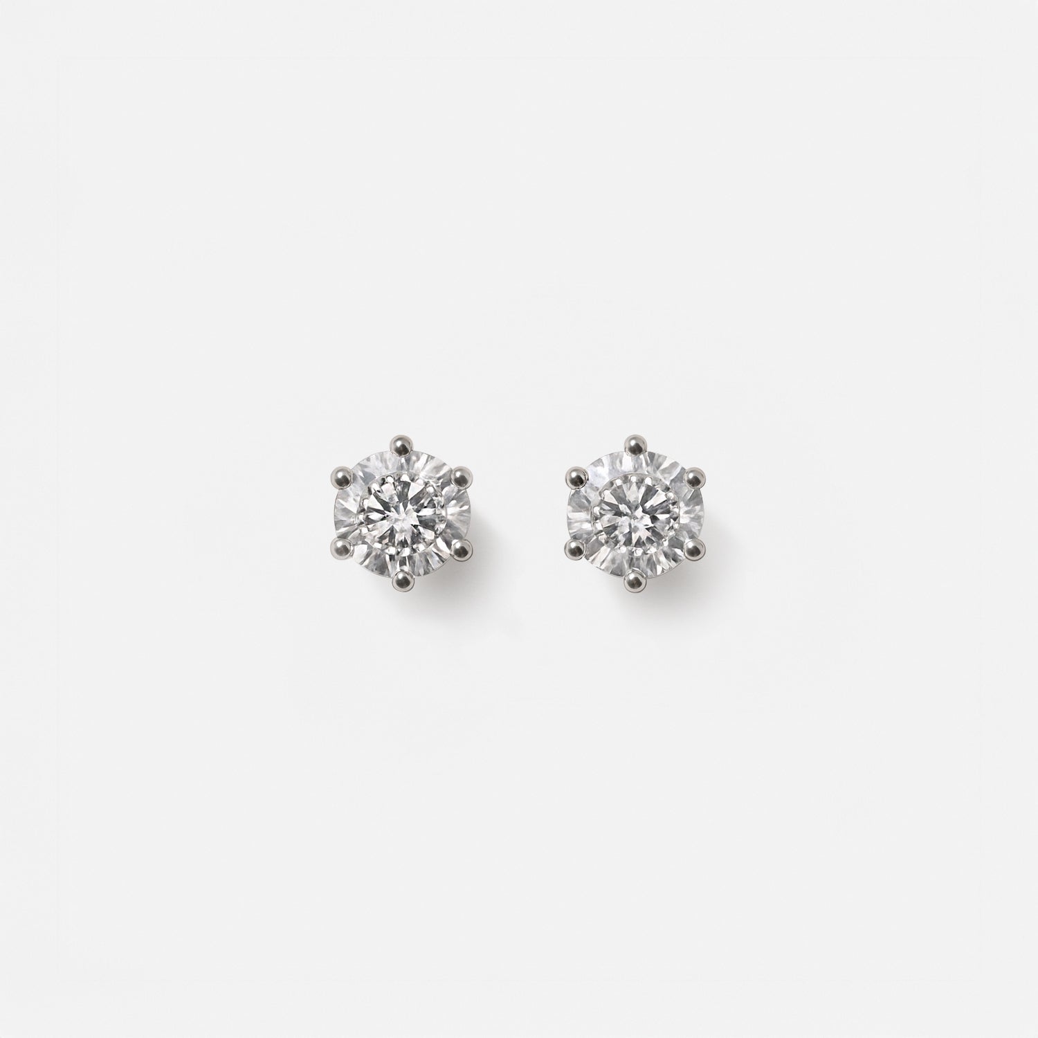 Mini boucles d'oreilles argentées en acier inoxydable avec zircon cubique 3 mm