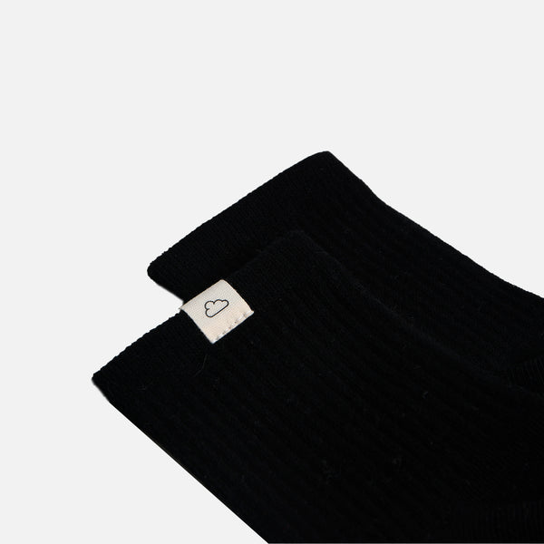 Load image into Gallery viewer, Black ankle socks with cloud label