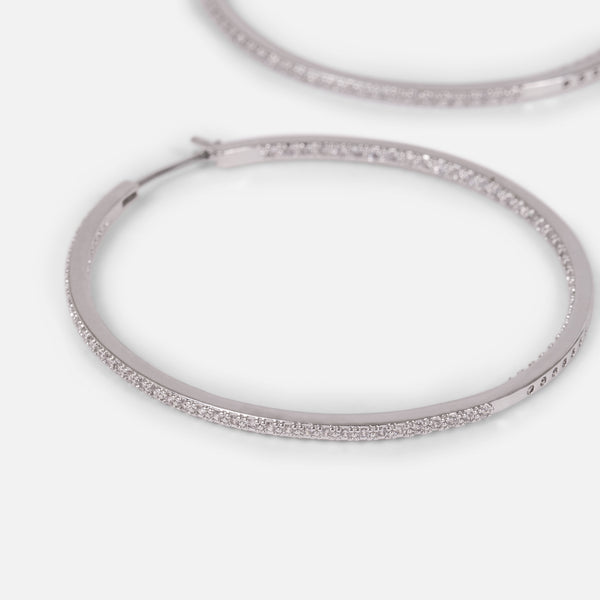 Load image into Gallery viewer, Silvered hoop earrings with stones