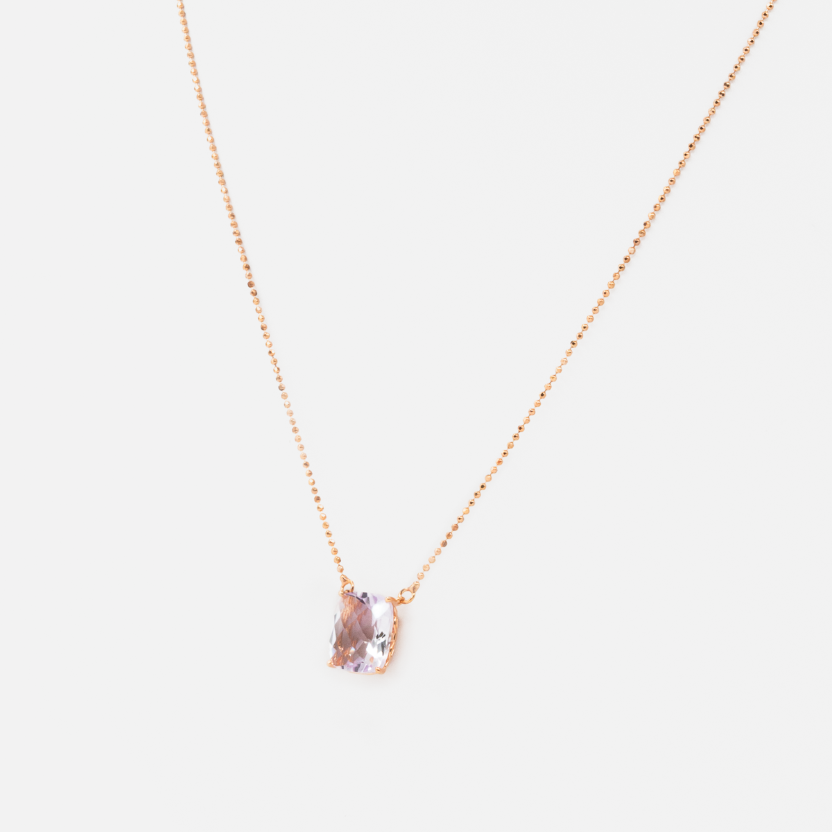 Rose gold chain with rectangle zirconia