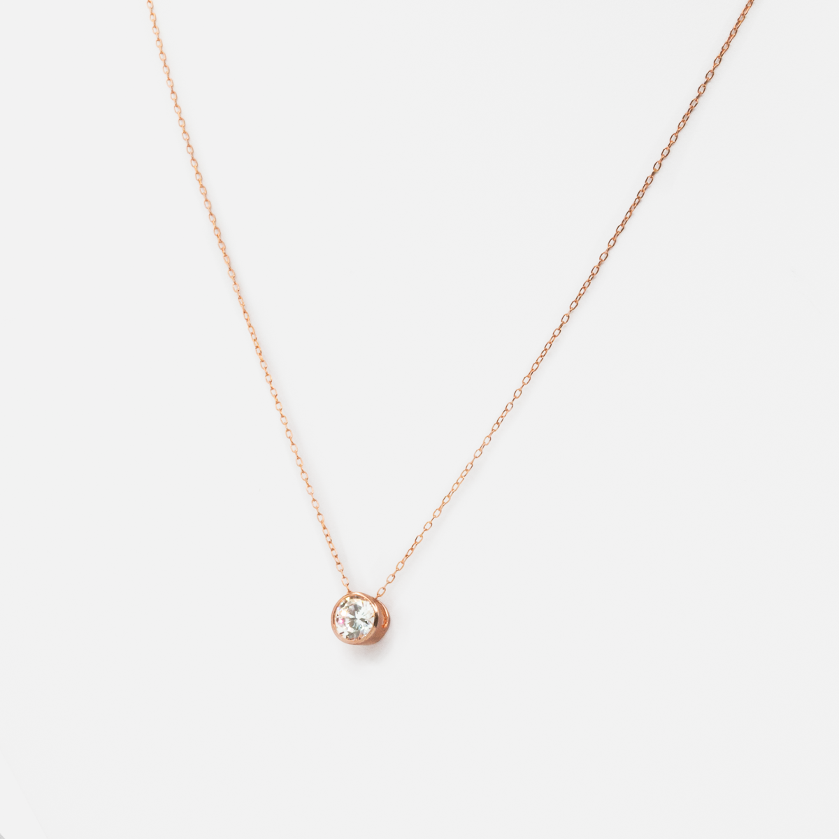 Thin rose gold chain with zircon