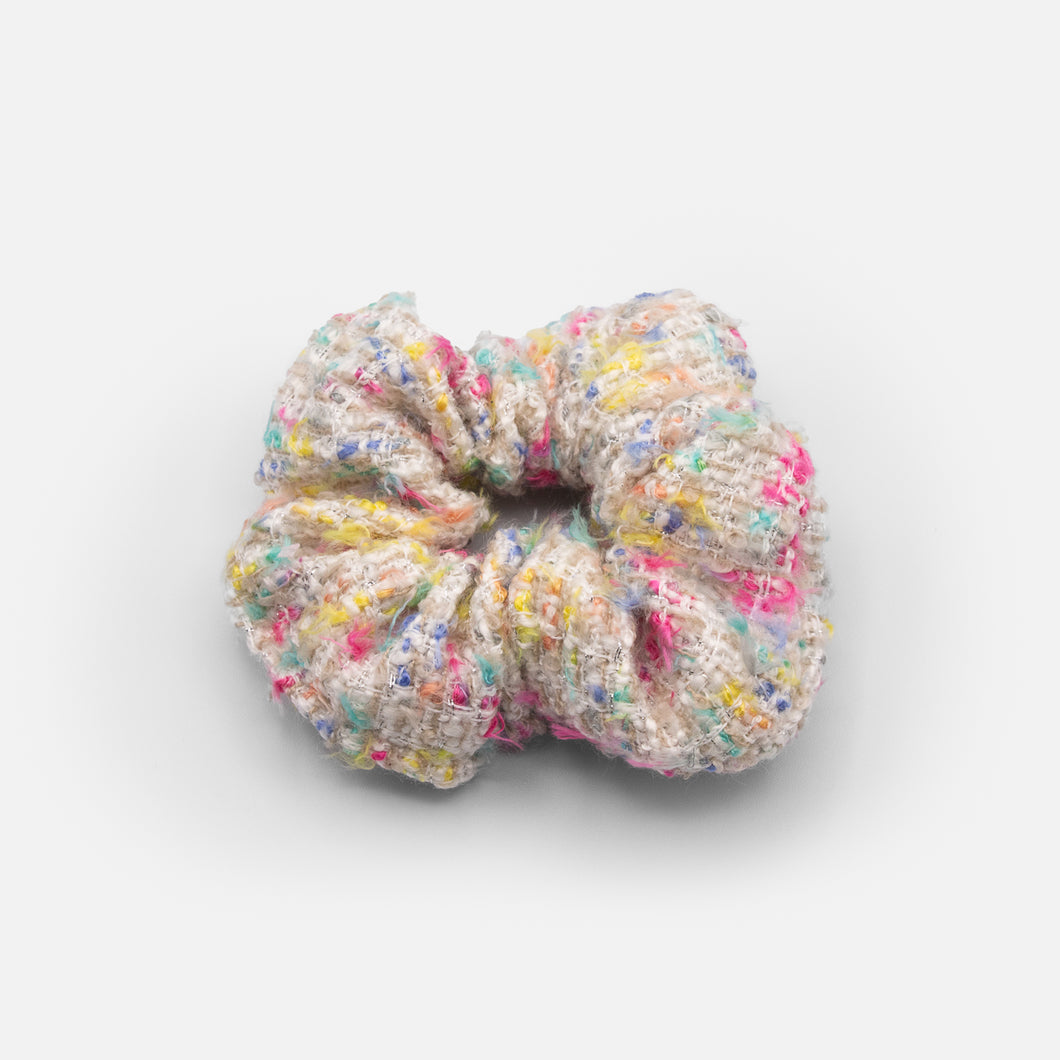 Multicolored knitted scrunchie