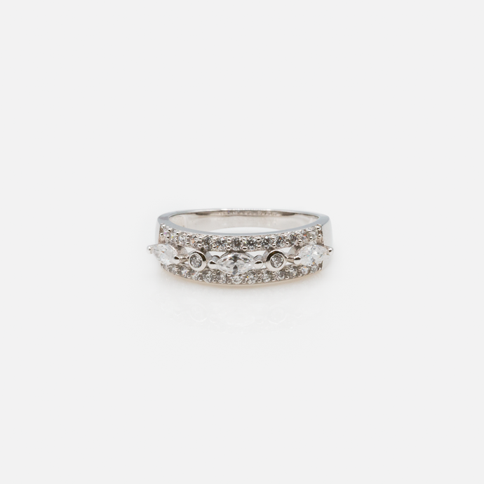 Bague en argent sterling avec pierres