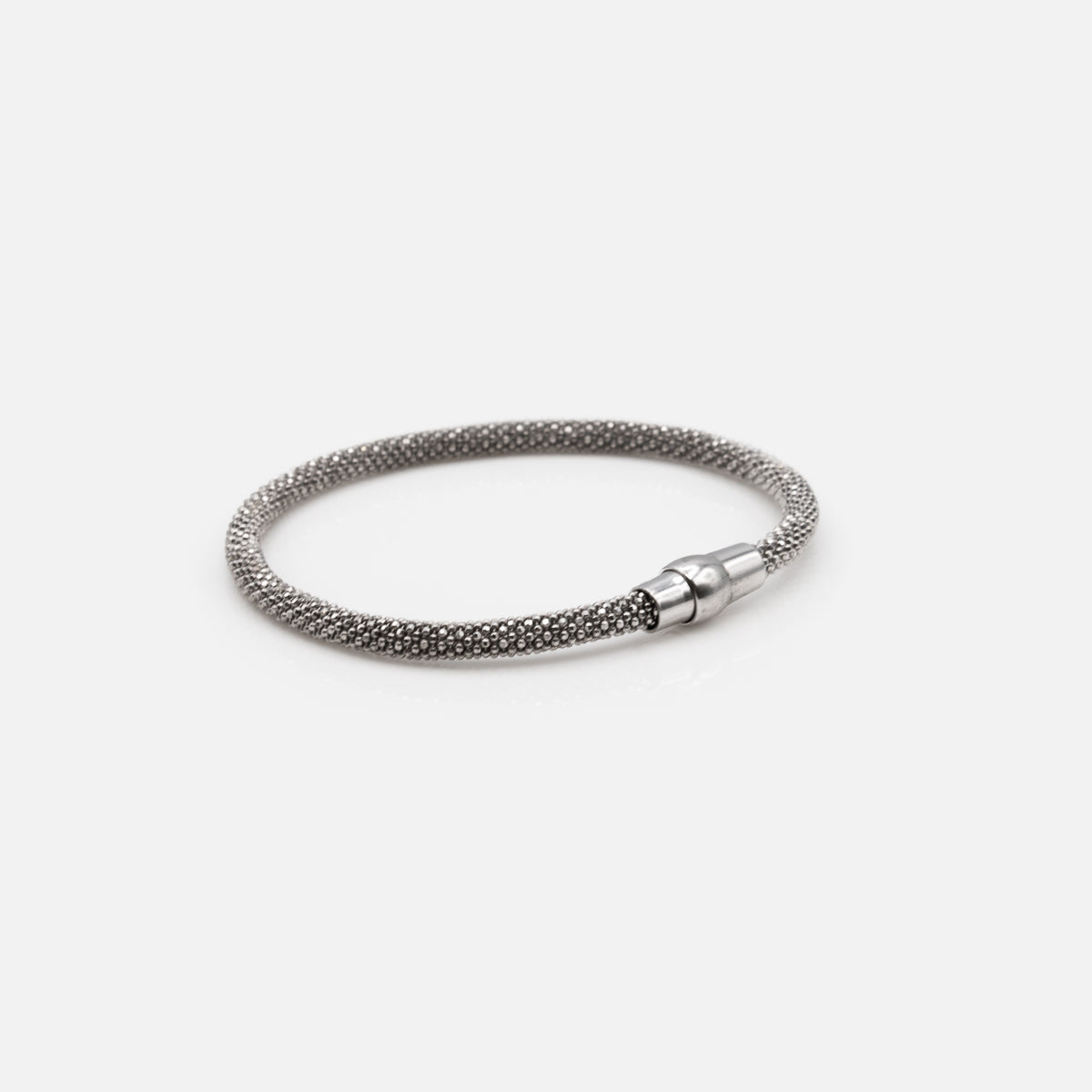 Sterling silver bracelet with rope mesh