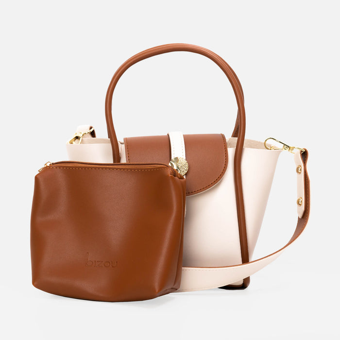Sac à main blanc avec poignée brune
