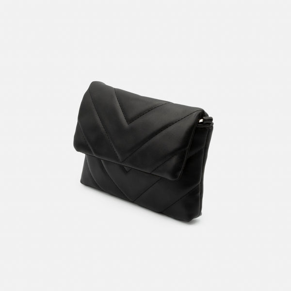 Load image into Gallery viewer, Black quilted shoulder bag
