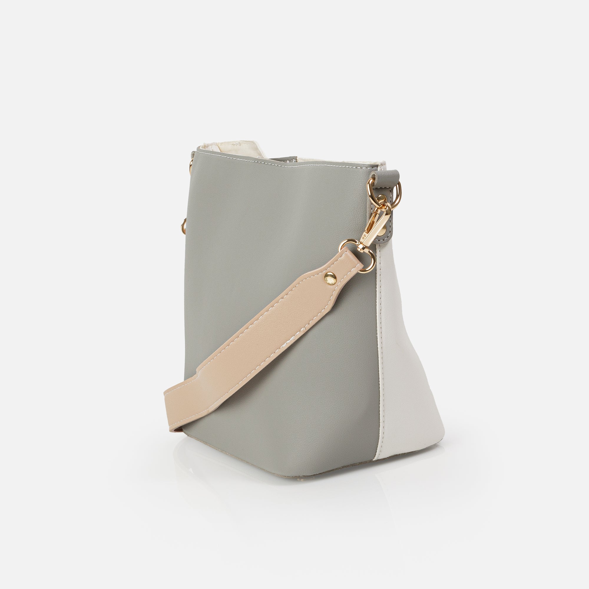 Ivory and gray tote bag with two-tone strap