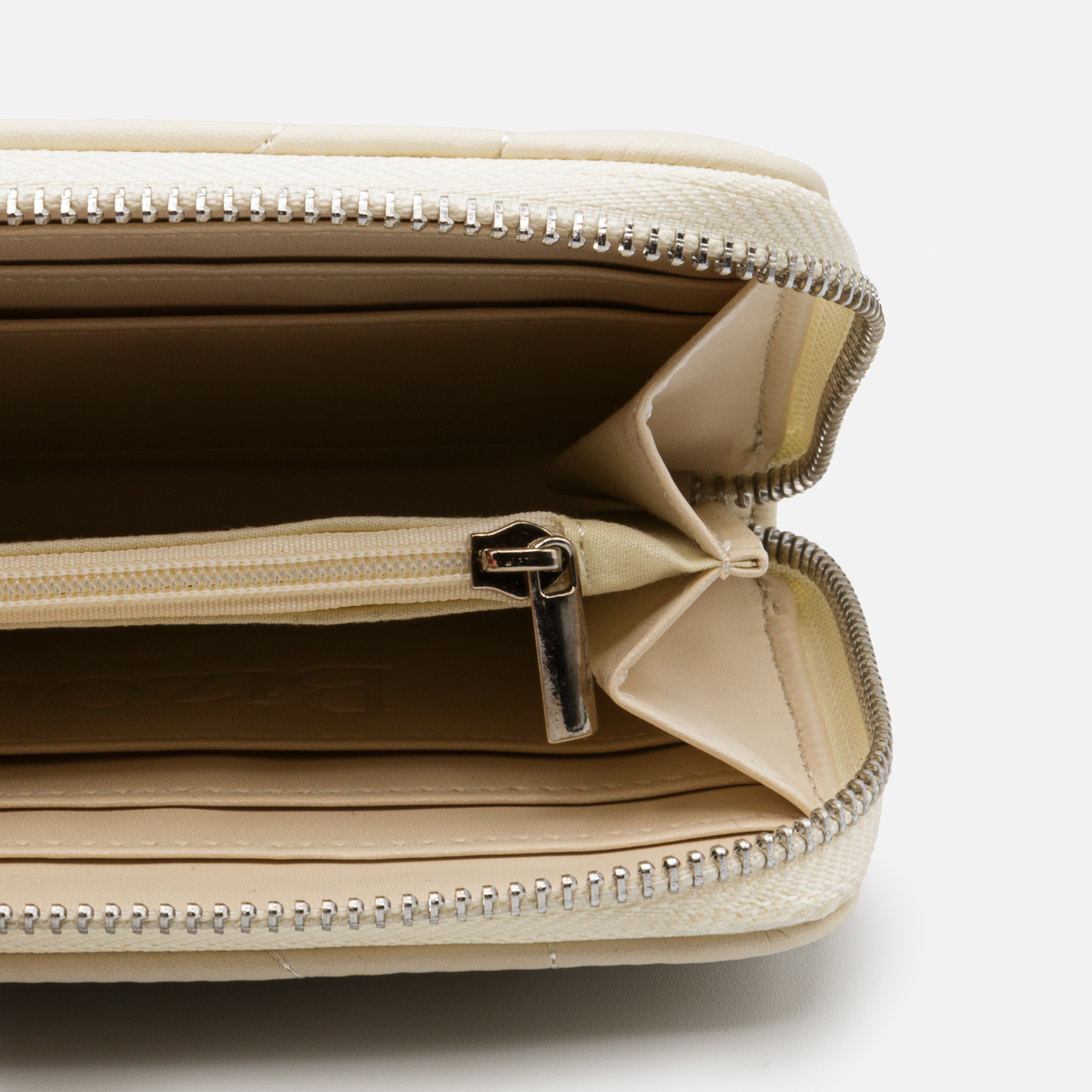 Ivory quilted PU wallet