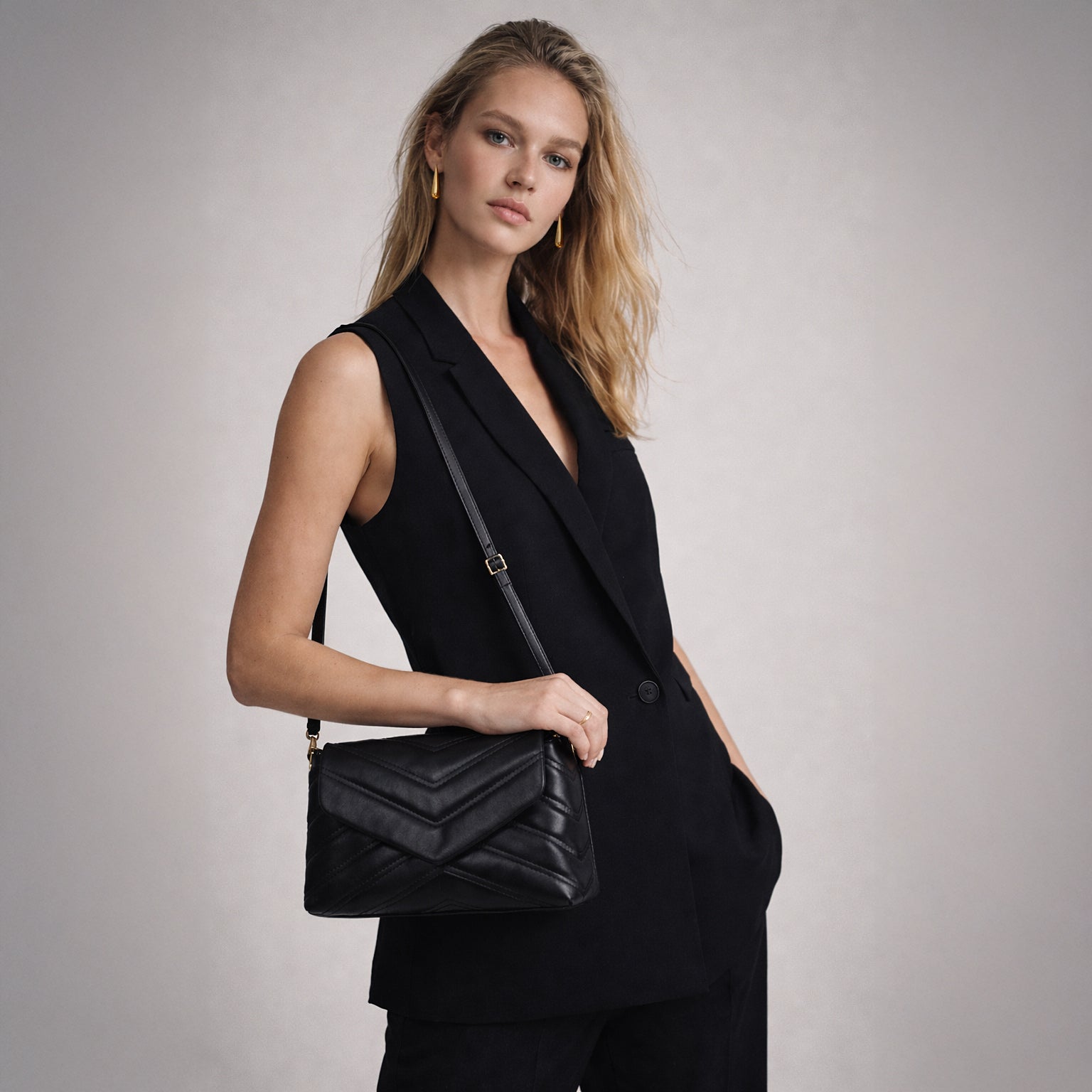 Black quilted PU shoulder bag