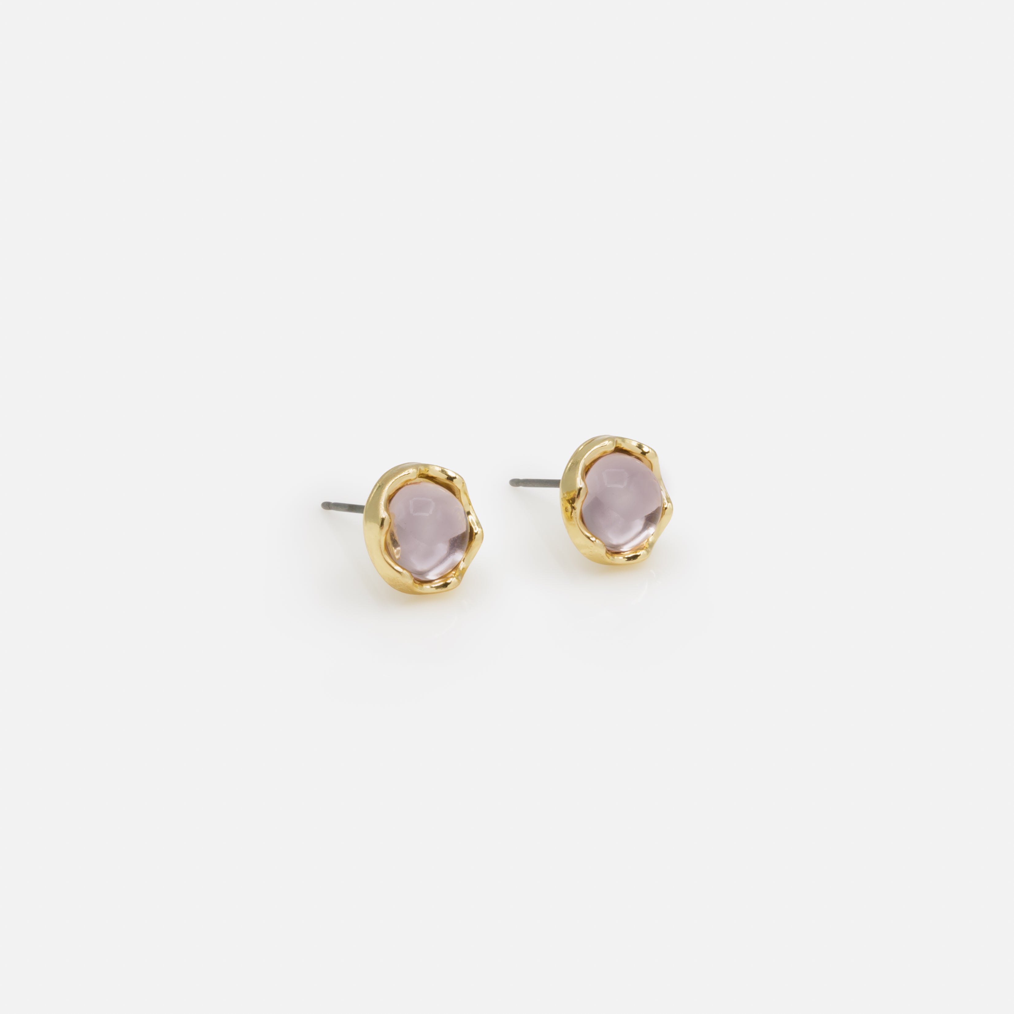 Trio de boucles d'oreilles fixes dorées de formes différentes avec pierre rose pâle