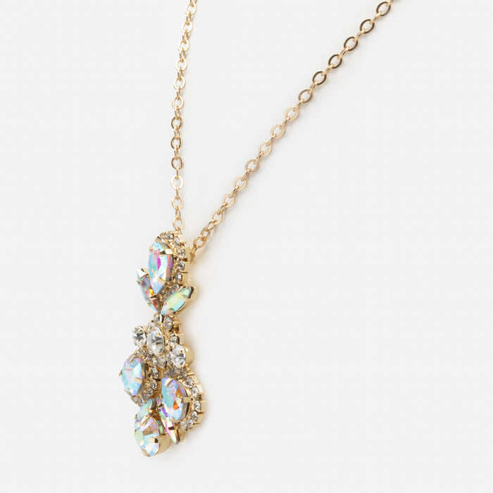 Ensemble collier et boucles d'oreilles dorés bouquets de pierres aux reflets irisés