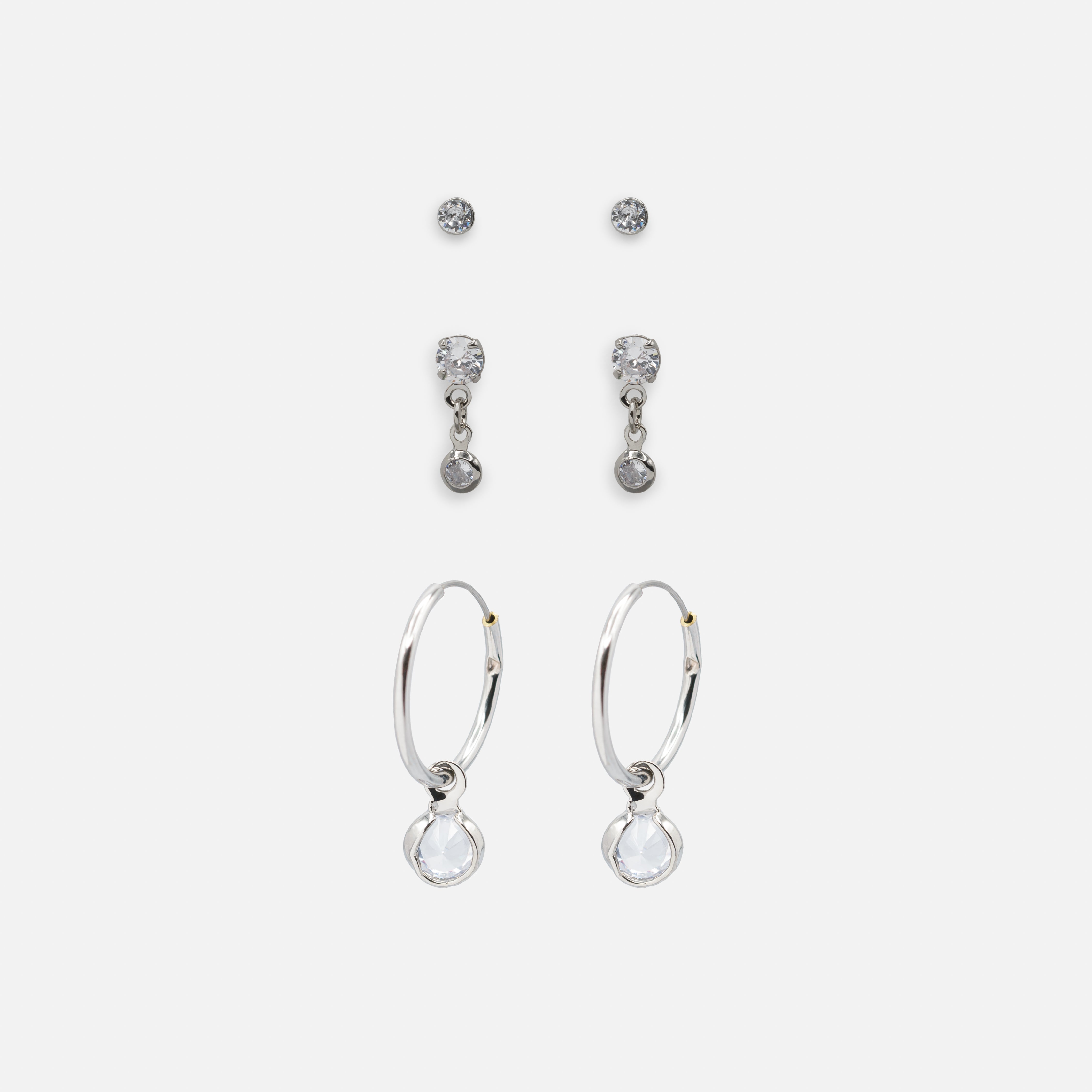 Trio de boucles d'oreilles argentées avec zircons cubiques