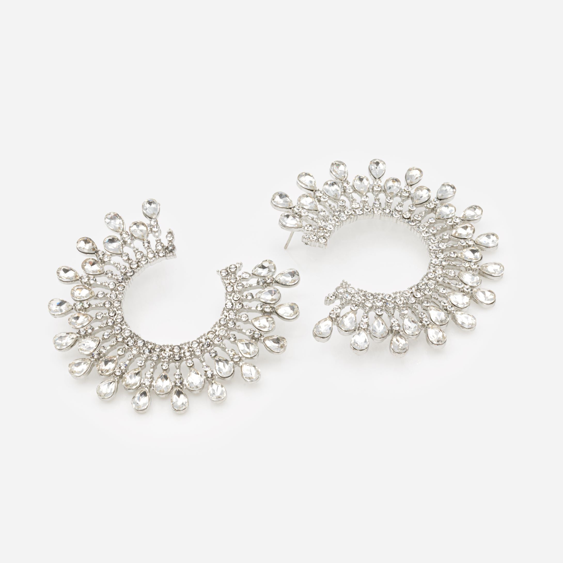 Grandes boucles d'oreilles argentées queue de paon avec zircons cubiques
