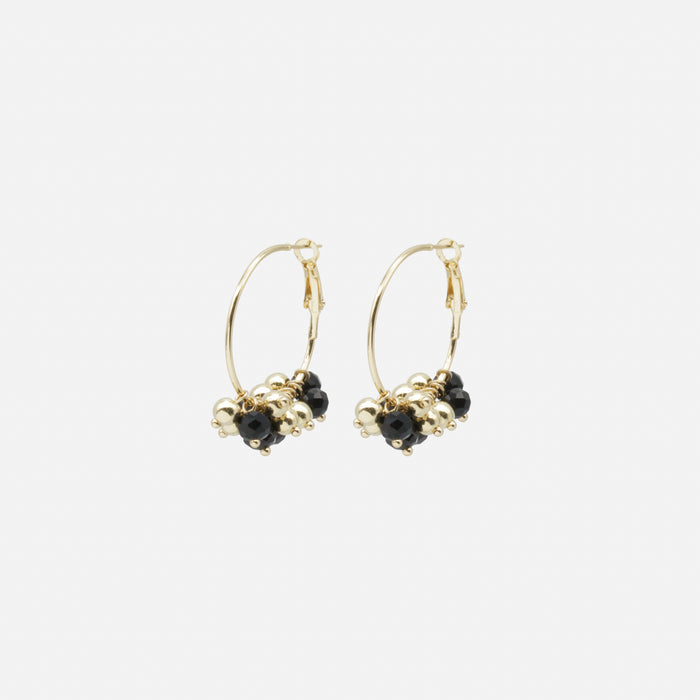 Boucles d'oreilles anneaux avec bouquet de billes noires et dorées