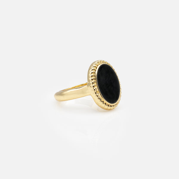 Charger l&#39;image dans la galerie, Bague dorée avec ovale noir
