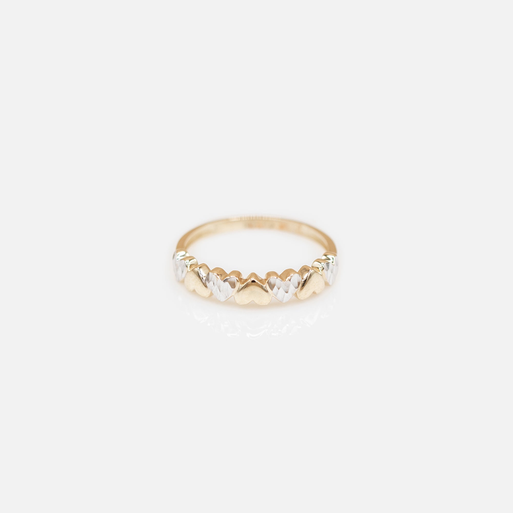 Hearts ring in 10k yellow gold