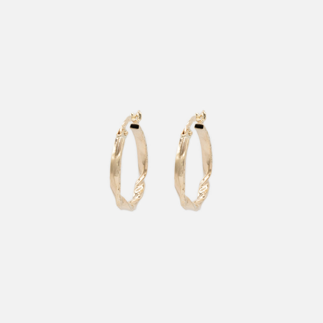 20mm 2-tone hoop earrings in 10k yellow gold