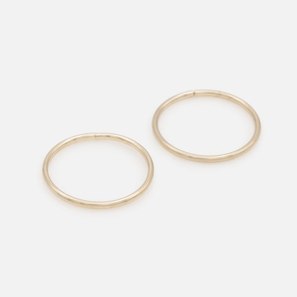 Load image into Gallery viewer, 14mm Leverback Earrings in 10k Gold
