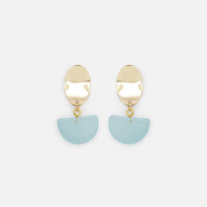 Boucles d'oreilles ovales dorées avec breloque turquoise translucide