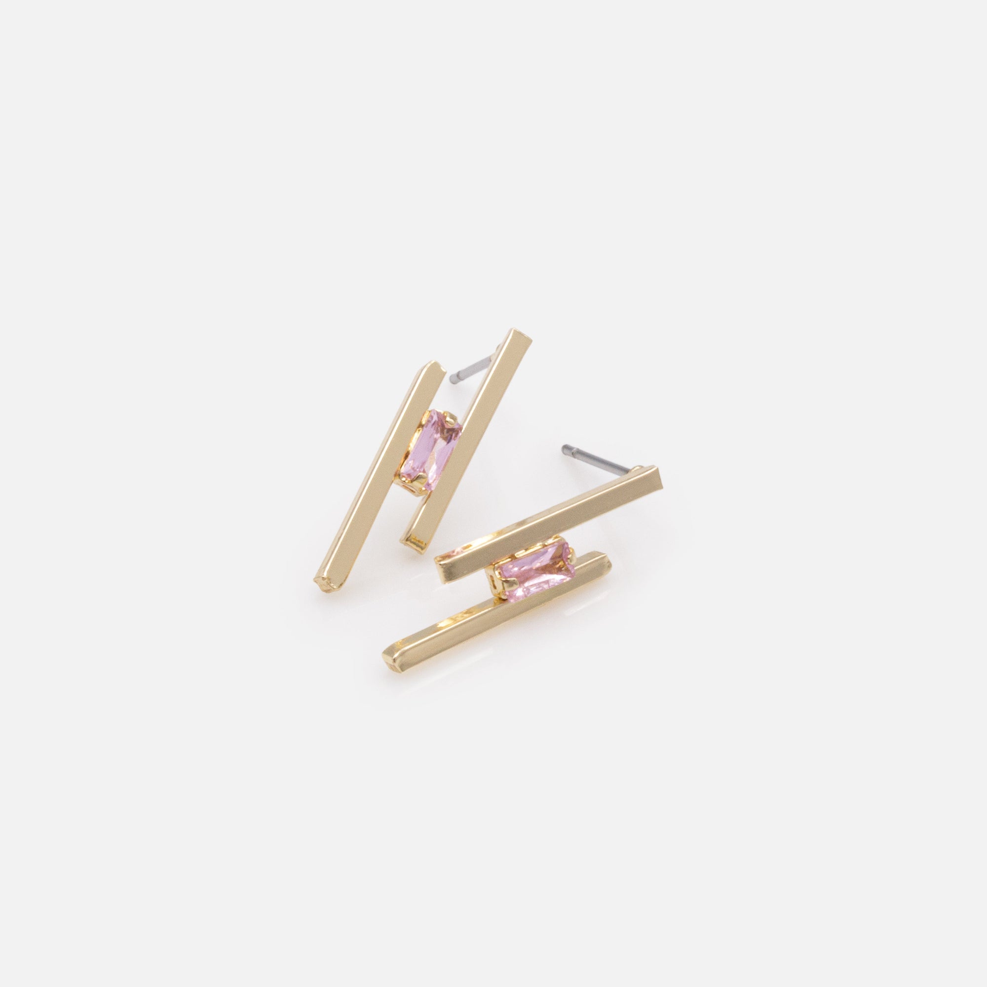 Boucles d'oreilles dorées barres parallèles avec pierre rose pâle