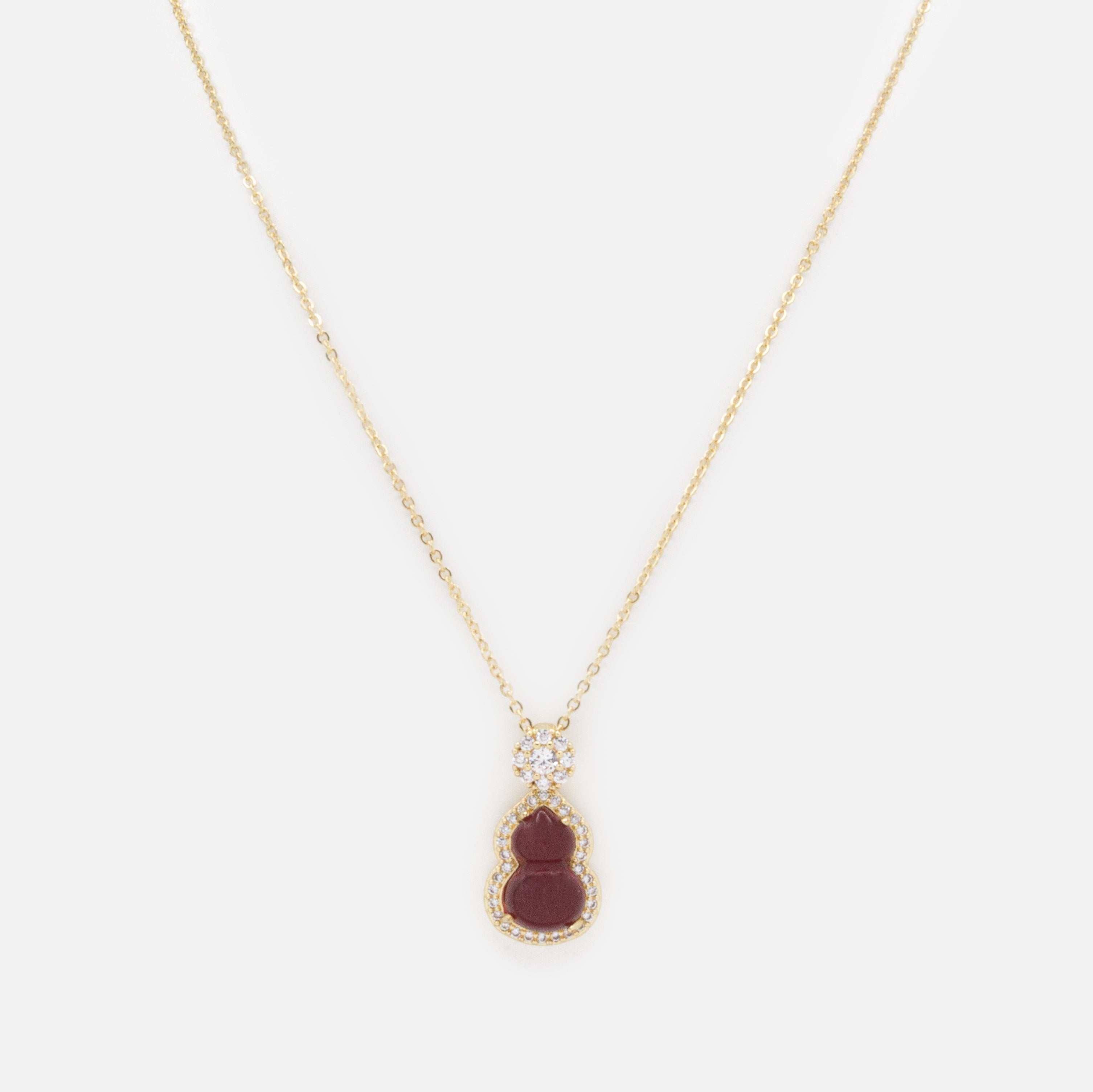 Collier doré breloque bourgogne & zircons cubiques