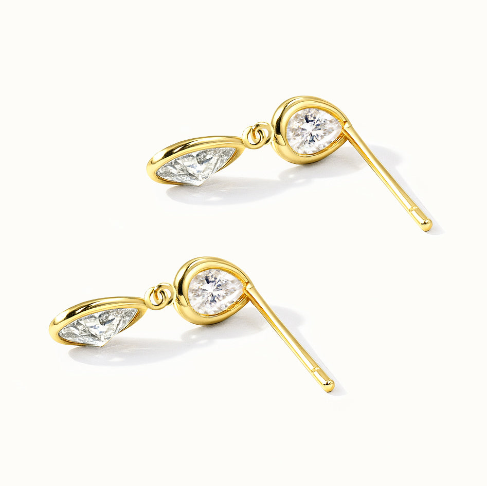 Boucles d'oreilles en or vermeil avec zircons cubiques en forme de gouttes