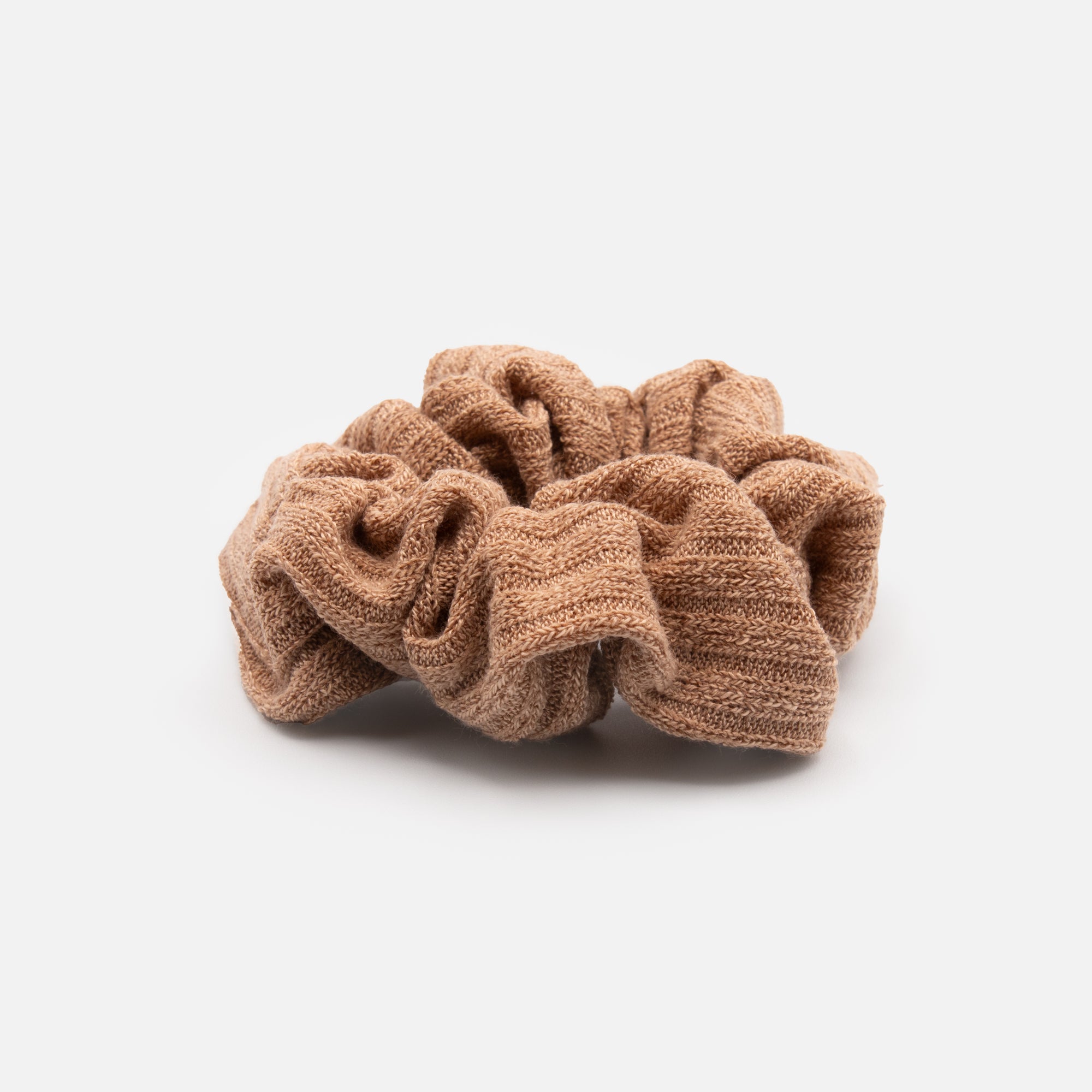 Beige knit scrunchie