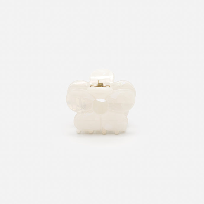 Pince moyenne fleur blanche nacrée