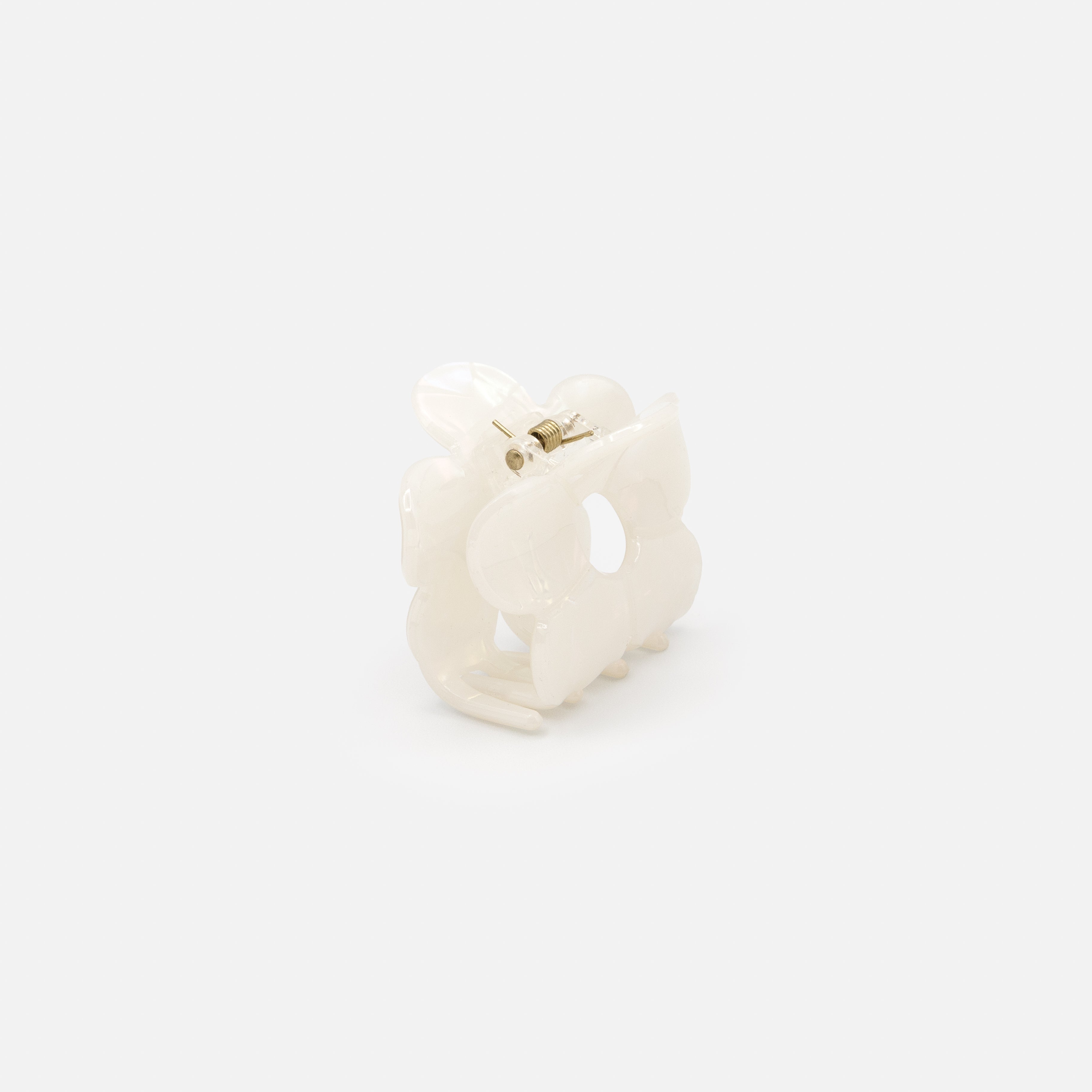 Pince moyenne fleur blanche nacrée
