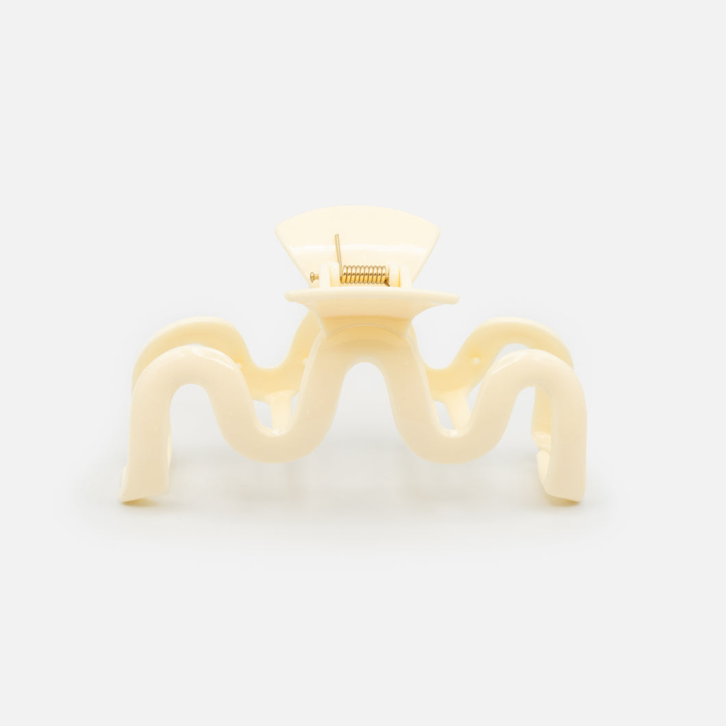 XL Wavy Ivory Clip