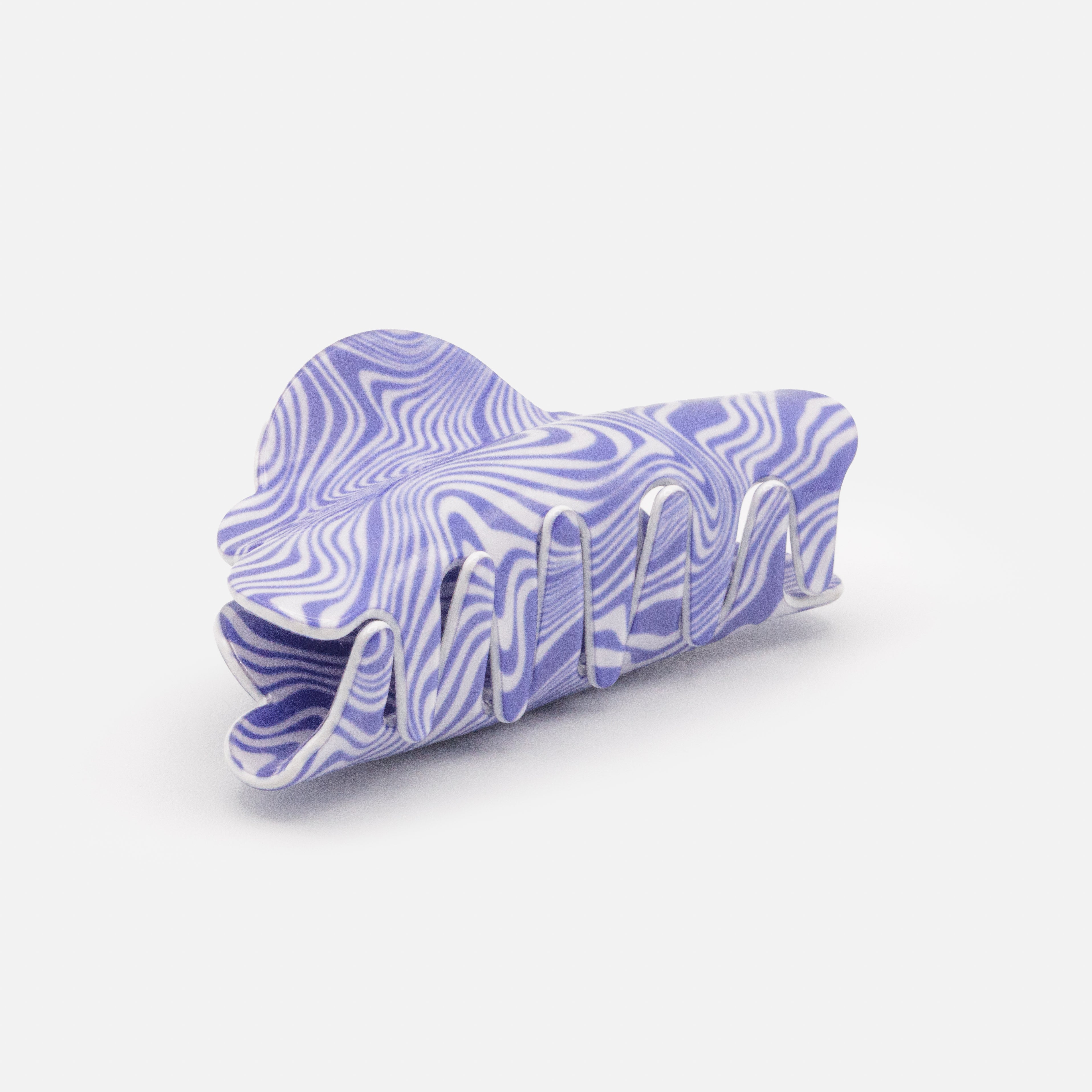 Grande pince bleue à motif psychédélique