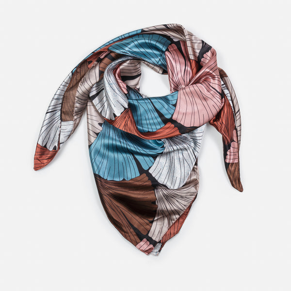 Load image into Gallery viewer, Lightweight silk effect shell print scarf

