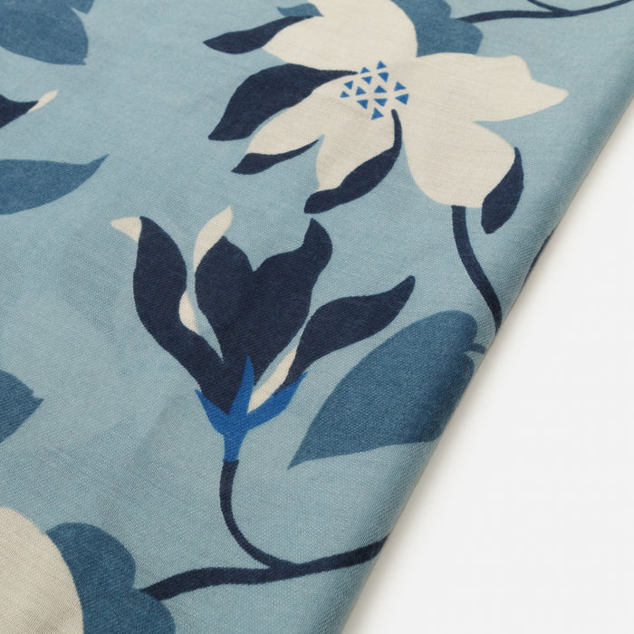 Foulard léger à imprimé floral bleu et ivoire