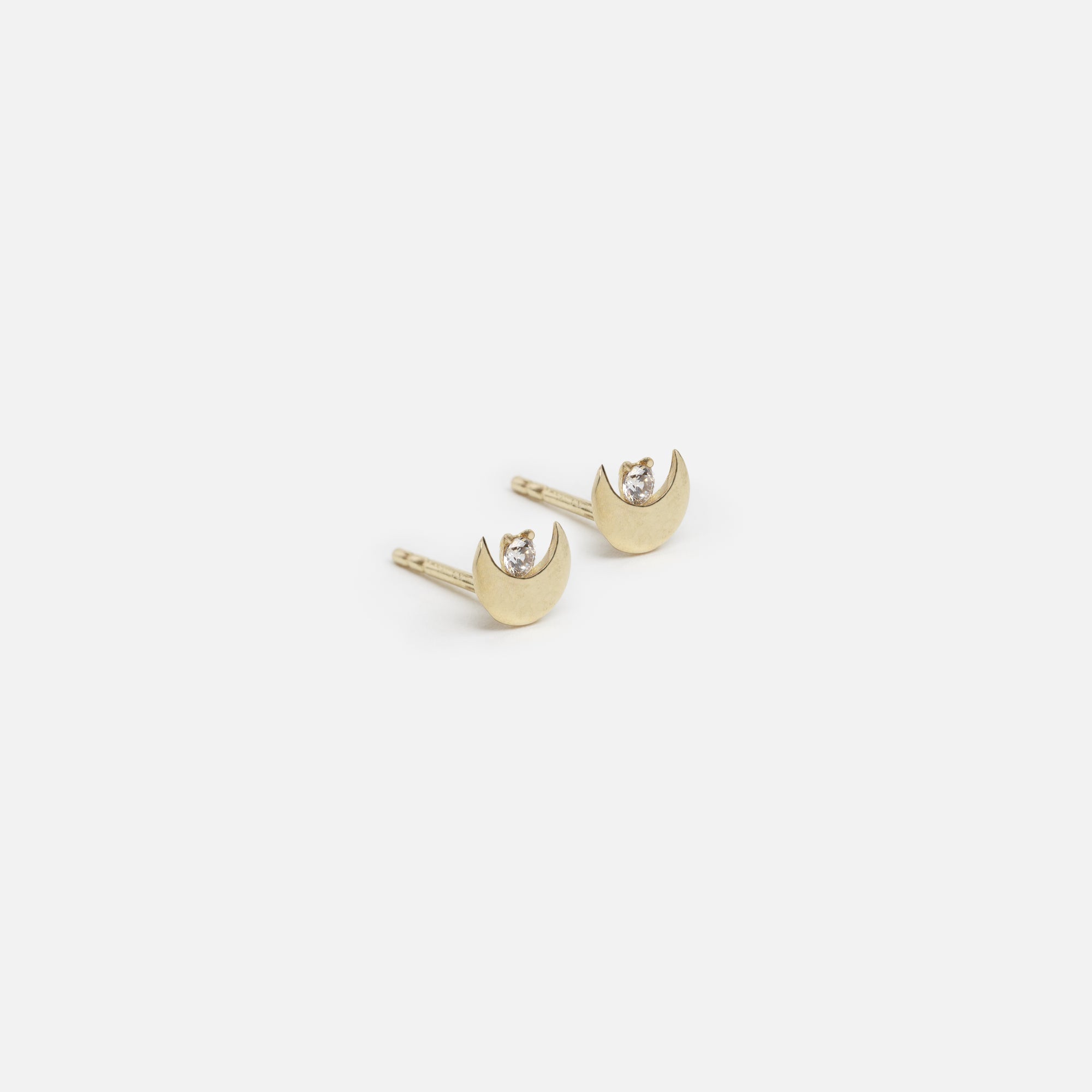 Fixed 10k yellow gold earrings with moon and zirconia