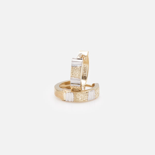 Charger l&#39;image dans la galerie, Petites boucles d&#39;oreilles anneaux larges en or 10 carats
